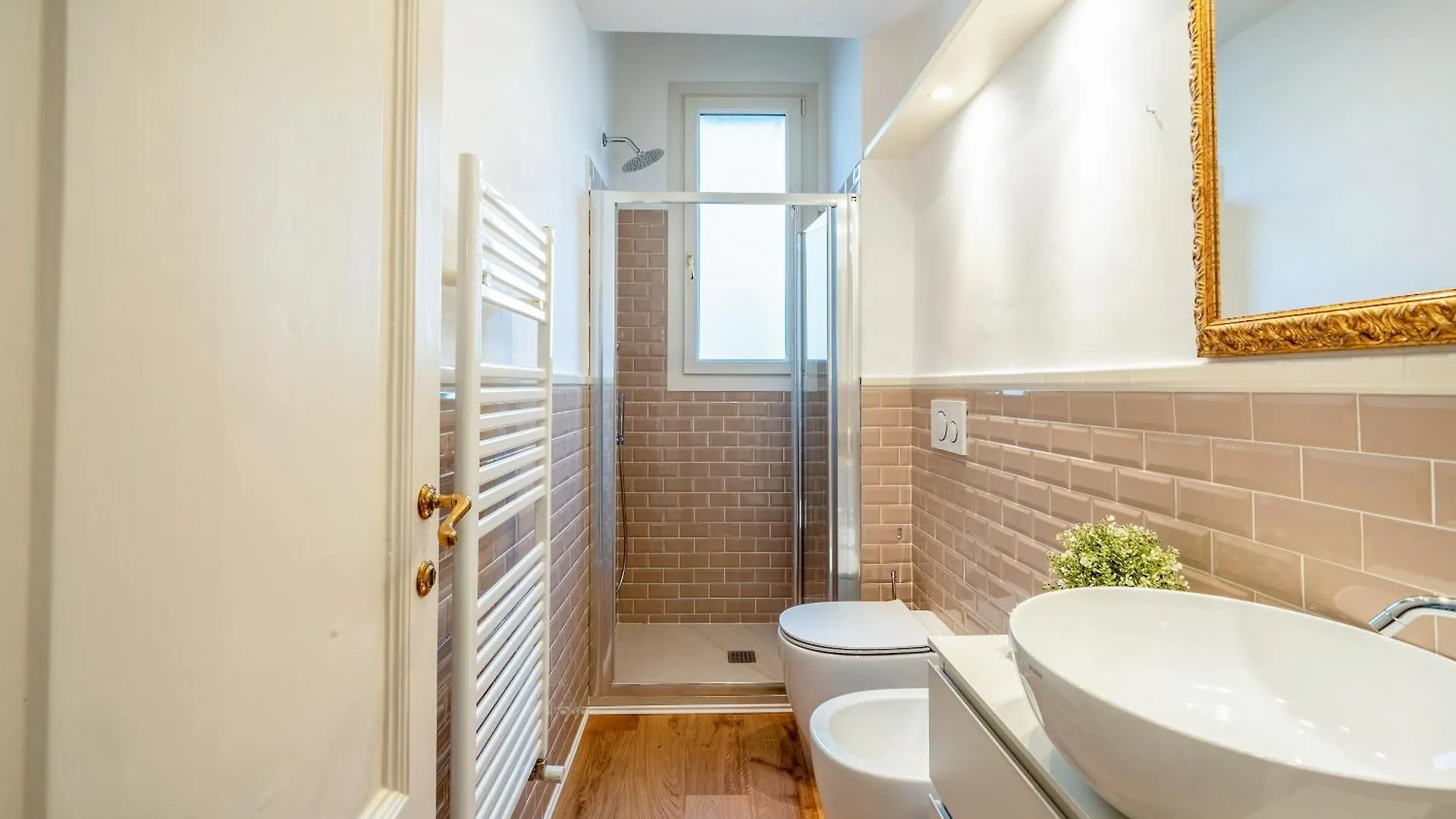 Genteel Home Vittorio Emanuele Firenze 0*,  Italia